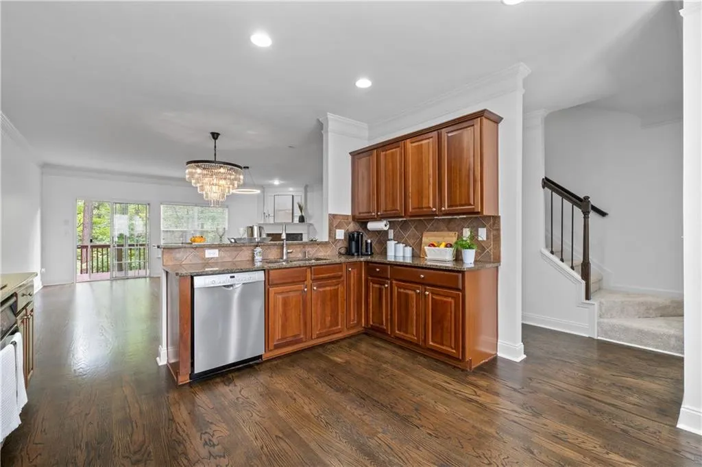 Spacious layout with easy access to living, dining and kitchen spaces that easily flows to the second-floor bedrooms when it's time to rest for the evening.