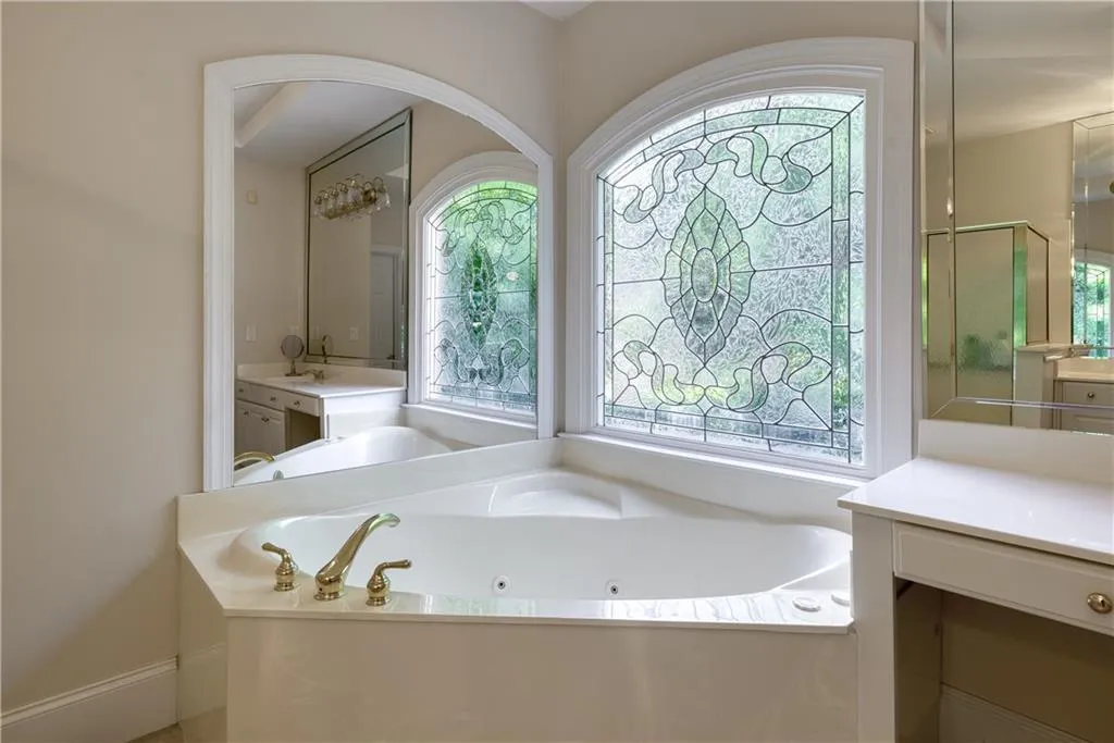 225 Westminster Place, Sandy Springs, Georgia 30350, 4 Bedrooms Bedrooms, ,3 BathroomsBathrooms,Residential,Sold,225 Westminster Place,7077702