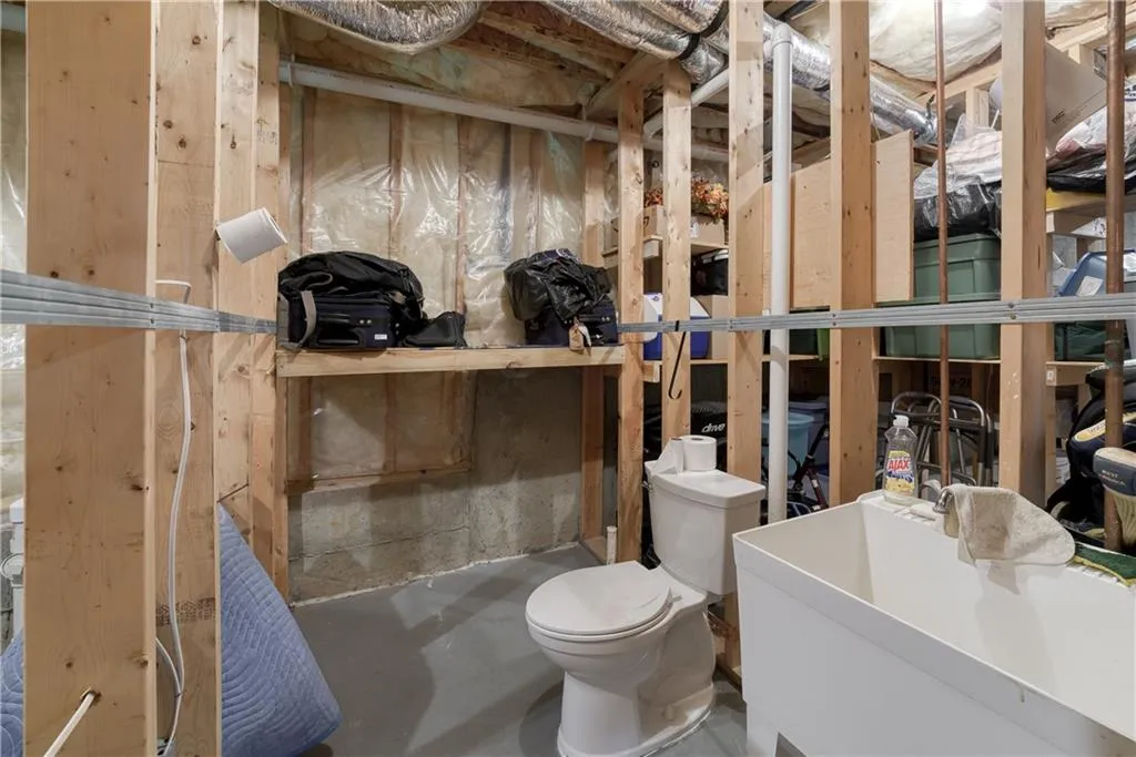 225 Westminster Place, Sandy Springs, Georgia 30350, 4 Bedrooms Bedrooms, ,3 BathroomsBathrooms,Residential,Sold,225 Westminster Place,7077702