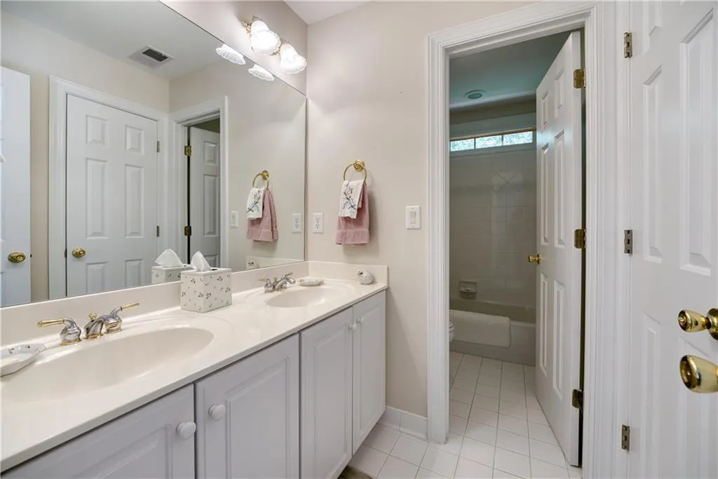 225 Westminster Place, Sandy Springs, Georgia 30350, 4 Bedrooms Bedrooms, ,3 BathroomsBathrooms,Residential,Sold,225 Westminster Place,7077702