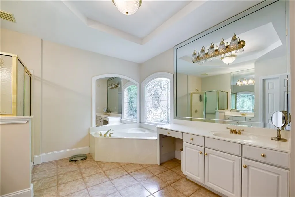 225 Westminster Place, Sandy Springs, Georgia 30350, 4 Bedrooms Bedrooms, ,3 BathroomsBathrooms,Residential,Sold,225 Westminster Place,7077702