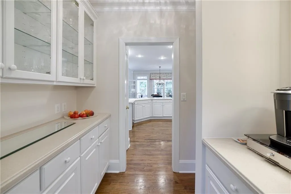 225 Westminster Place, Sandy Springs, Georgia 30350, 4 Bedrooms Bedrooms, ,3 BathroomsBathrooms,Residential,Sold,225 Westminster Place,7077702