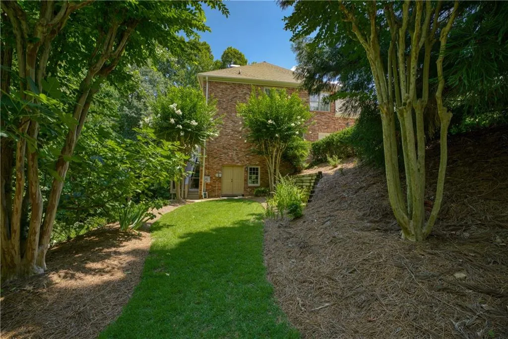 225 Westminster Place, Sandy Springs, Georgia 30350, 4 Bedrooms Bedrooms, ,3 BathroomsBathrooms,Residential,Sold,225 Westminster Place,7077702