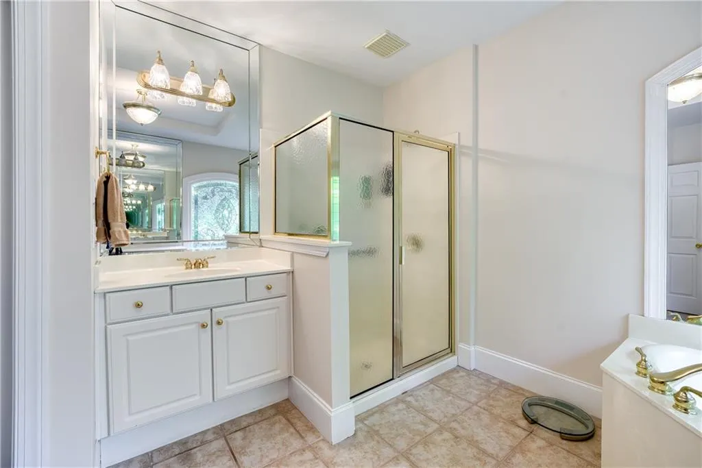 225 Westminster Place, Sandy Springs, Georgia 30350, 4 Bedrooms Bedrooms, ,3 BathroomsBathrooms,Residential,Sold,225 Westminster Place,7077702