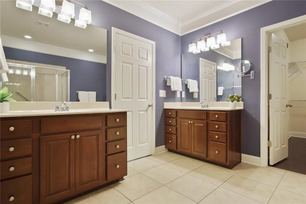 5579 High Point Road, Atlanta, Georgia 30342, 3 Bedrooms Bedrooms, ,3 BathroomsBathrooms,Residential,Sold,5579 High Point Road,6913585