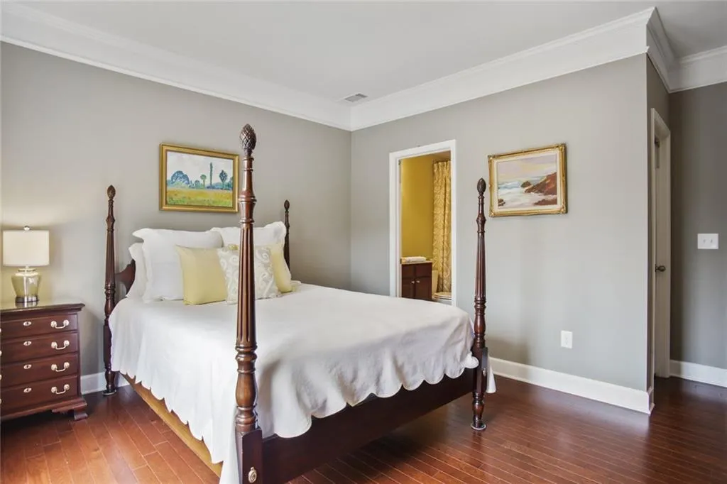 5579 High Point Road, Atlanta, Georgia 30342, 3 Bedrooms Bedrooms, ,3 BathroomsBathrooms,Residential,Sold,5579 High Point Road,6913585