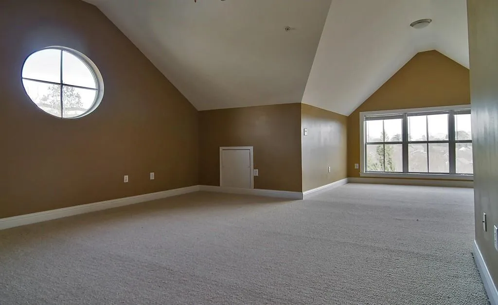 5412 Glenridge Cove Unit 101, Atlanta, Georgia 30342, 3 Bedrooms Bedrooms, ,3 BathroomsBathrooms,Residential,Sold,5412 Glenridge Cove Unit 101,5634310