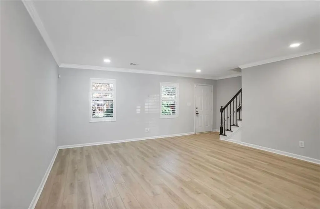 115 Winding River Drive Unit B, Atlanta, Georgia 30350, 3 Bedrooms Bedrooms, ,2 BathroomsBathrooms,Residential,For Sale,115 Winding River Drive Unit B,7683774