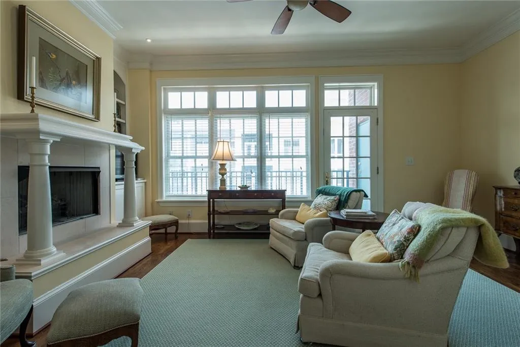 77 Peachtree Place Ne Unit 403, Atlanta, Georgia 30309, 1 Bedroom Bedrooms, ,1 BathroomBathrooms,Residential,Sold,77 Peachtree Place Ne Unit 403,6027460