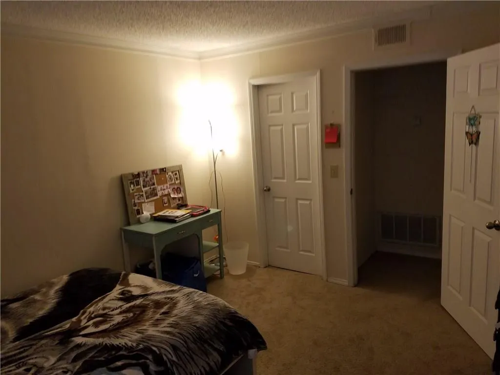 1312 Old Hammond Chase, Sandy Springs, Georgia 30350, 2 Bedrooms Bedrooms, ,2 BathroomsBathrooms,Residential,Sold,1312 Old Hammond Chase,5819895