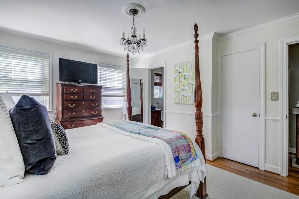 480 Pine Forest Road, Sandy Springs, Georgia 30342, 3 Bedrooms Bedrooms, ,2 BathroomsBathrooms,Residential,Sold,480 Pine Forest Road,6786115