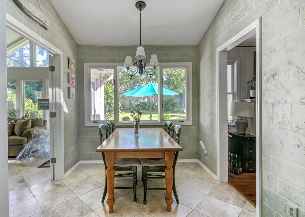 480 Pine Forest Road, Sandy Springs, Georgia 30342, 3 Bedrooms Bedrooms, ,2 BathroomsBathrooms,Residential,Sold,480 Pine Forest Road,6786115