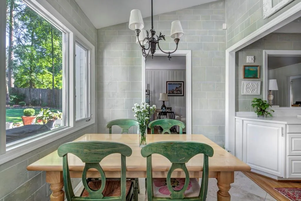 480 Pine Forest Road, Sandy Springs, Georgia 30342, 3 Bedrooms Bedrooms, ,2 BathroomsBathrooms,Residential,Sold,480 Pine Forest Road,6786115