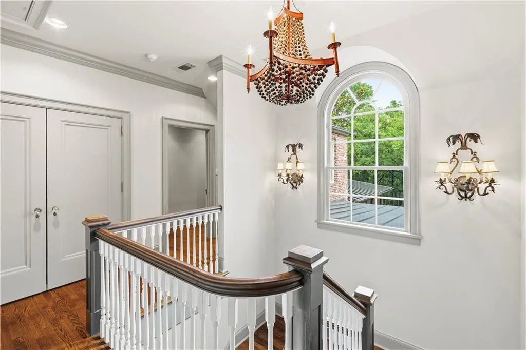 45 Montclair Drive Ne, Atlanta, Georgia 30309, 5 Bedrooms Bedrooms, 0 ,5 BathroomsBathrooms,Residential,For Sale,45 Montclair Drive Ne,7840330