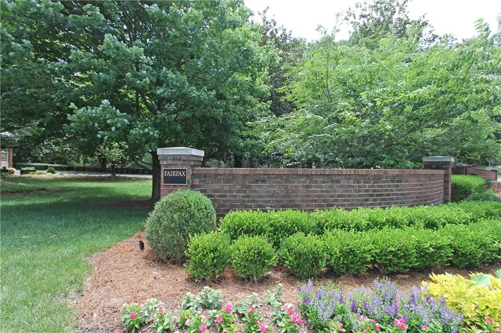 425 Jefferson Circle Unit 425, Sandy Springs, Georgia 30328, 3 Bedrooms Bedrooms, ,2 BathroomsBathrooms,Residential,Sold,425 Jefferson Circle Unit 425,5868920