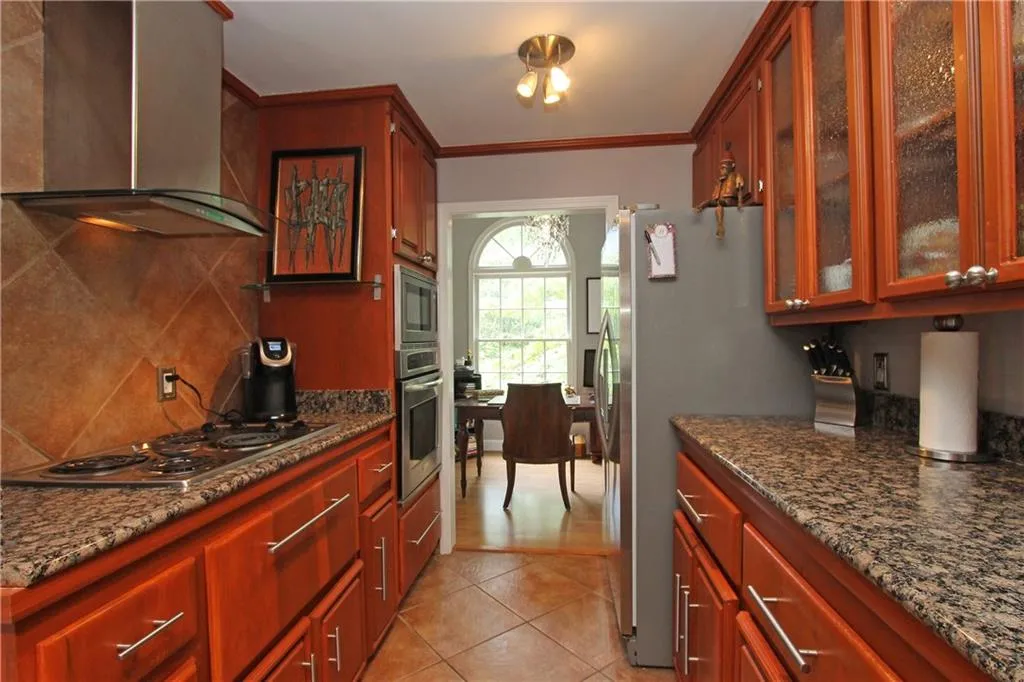 425 Jefferson Circle Unit 425, Sandy Springs, Georgia 30328, 3 Bedrooms Bedrooms, ,2 BathroomsBathrooms,Residential,Sold,425 Jefferson Circle Unit 425,5868920