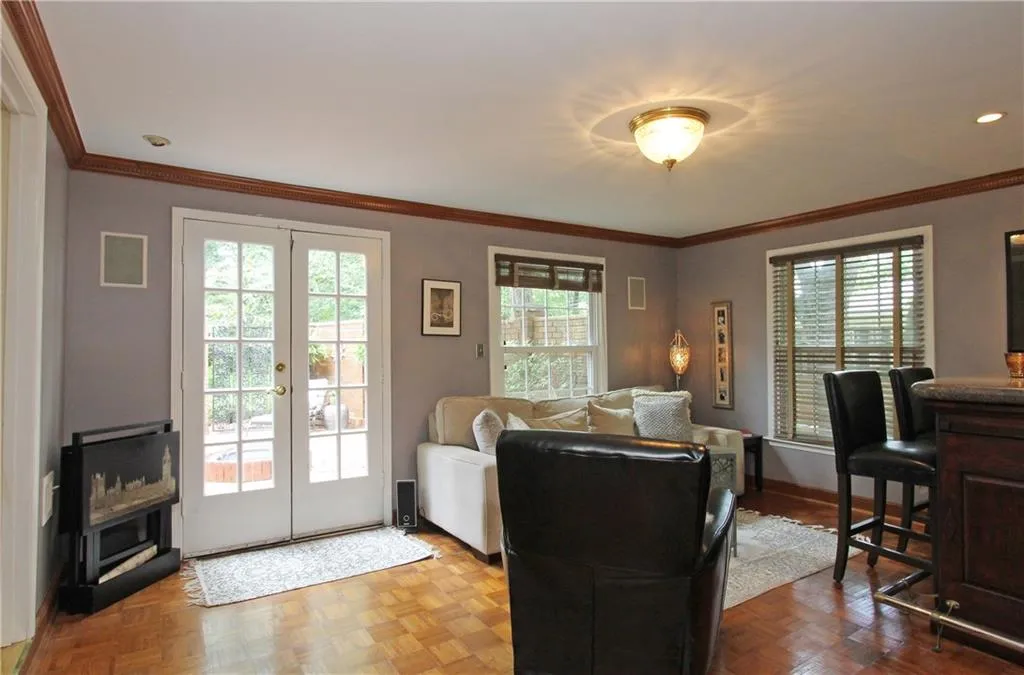 425 Jefferson Circle Unit 425, Sandy Springs, Georgia 30328, 3 Bedrooms Bedrooms, ,2 BathroomsBathrooms,Residential,Sold,425 Jefferson Circle Unit 425,5868920