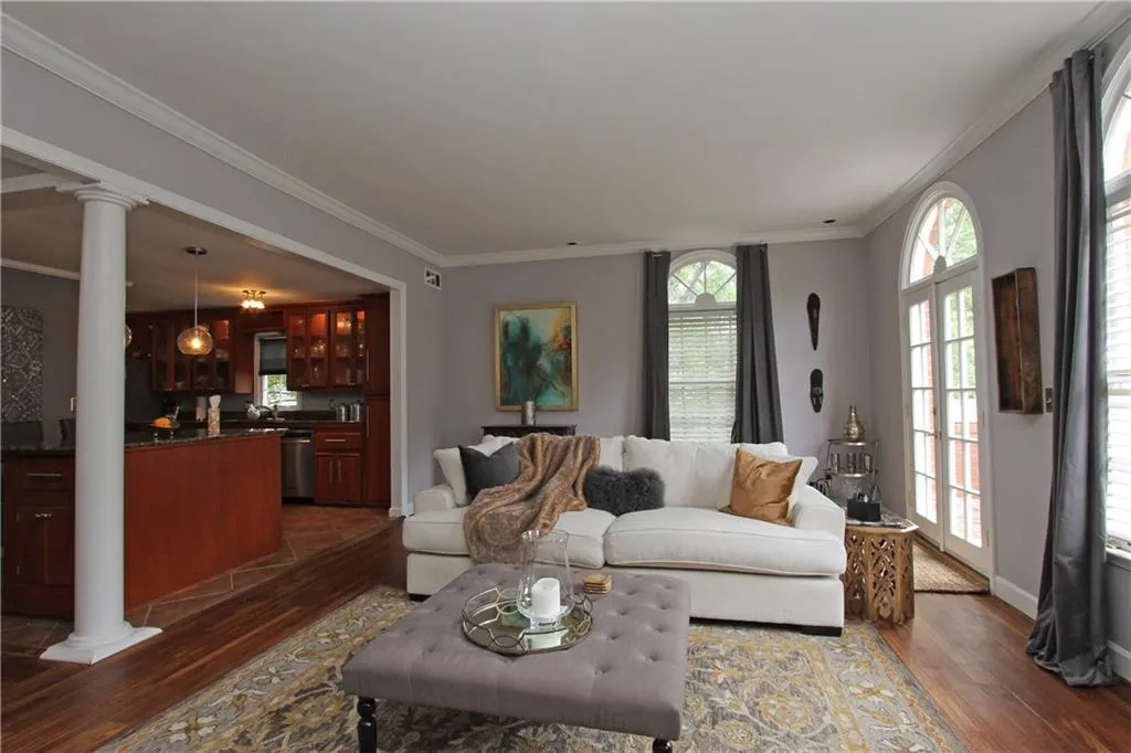 425 Jefferson Circle Unit 425, Sandy Springs, Georgia 30328, 3 Bedrooms Bedrooms, ,2 BathroomsBathrooms,Residential,Sold,425 Jefferson Circle Unit 425,5868920