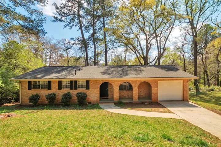 2912 Knollview Drive, Decatur, Georgia 30034