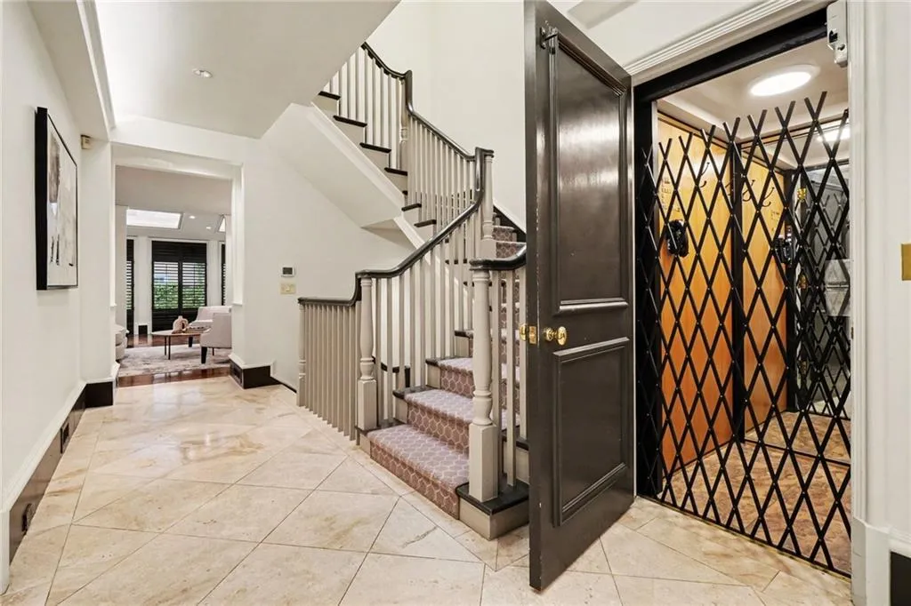 Elevator goes to all 4 floors.