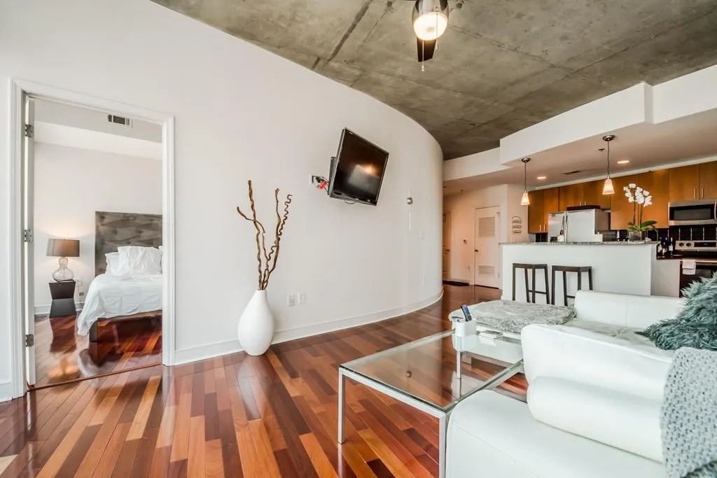 950 W Peachtree Street Nw Unit 1604, Atlanta, Georgia 30309, 2 Bedrooms Bedrooms, ,2 BathroomsBathrooms,Residential,Sold,950 W Peachtree Street Nw Unit 1604,5995635