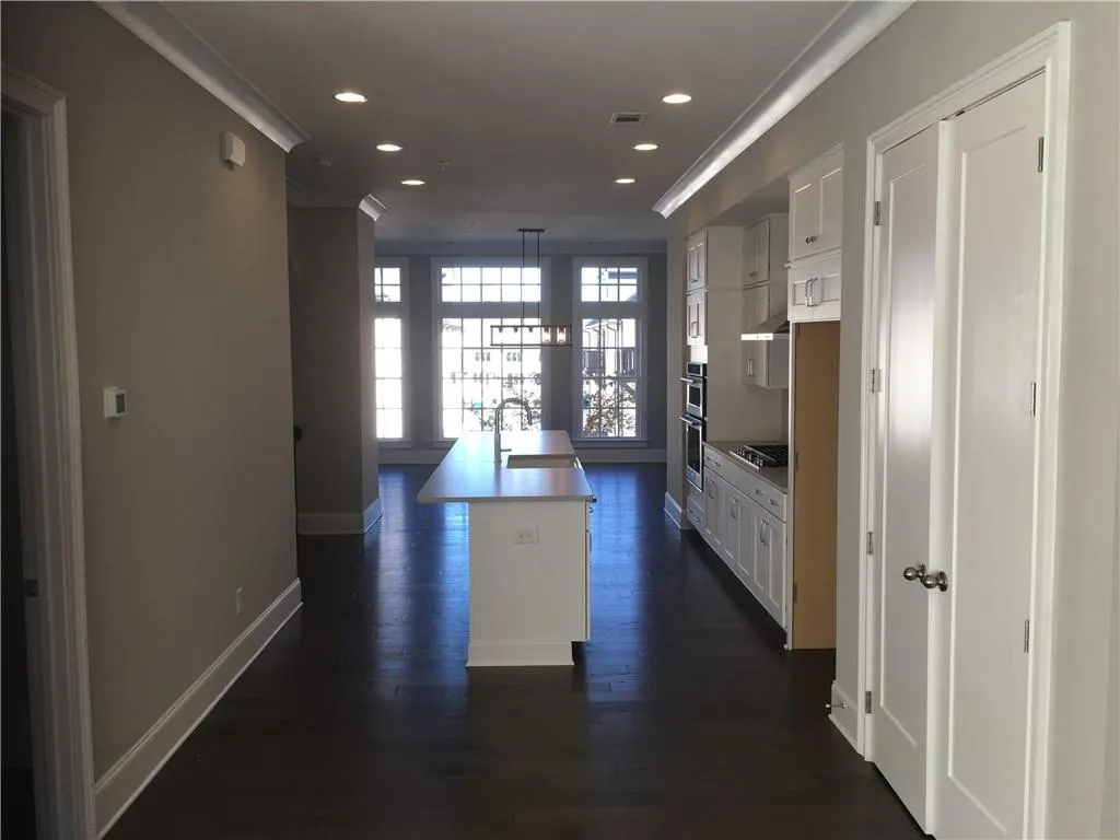6608 Aria Village Drive Unit 639, Sandy Springs, Georgia 30328, 3 Bedrooms Bedrooms, ,4 BathroomsBathrooms,Residential,Sold,6608 Aria Village Drive Unit 639,6637702