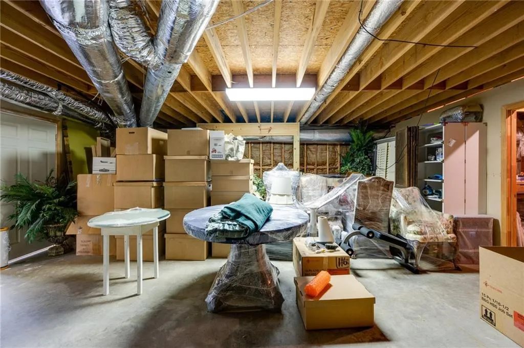 180 Spalding Creek Court, Sandy Springs, Georgia 30350, 5 Bedrooms Bedrooms, ,5 BathroomsBathrooms,Residential,Sold,180 Spalding Creek Court,6988294