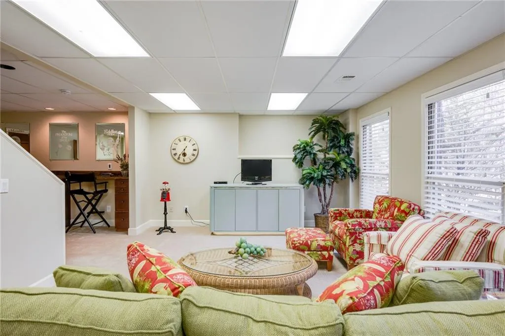 180 Spalding Creek Court, Sandy Springs, Georgia 30350, 5 Bedrooms Bedrooms, ,5 BathroomsBathrooms,Residential,Sold,180 Spalding Creek Court,6988294