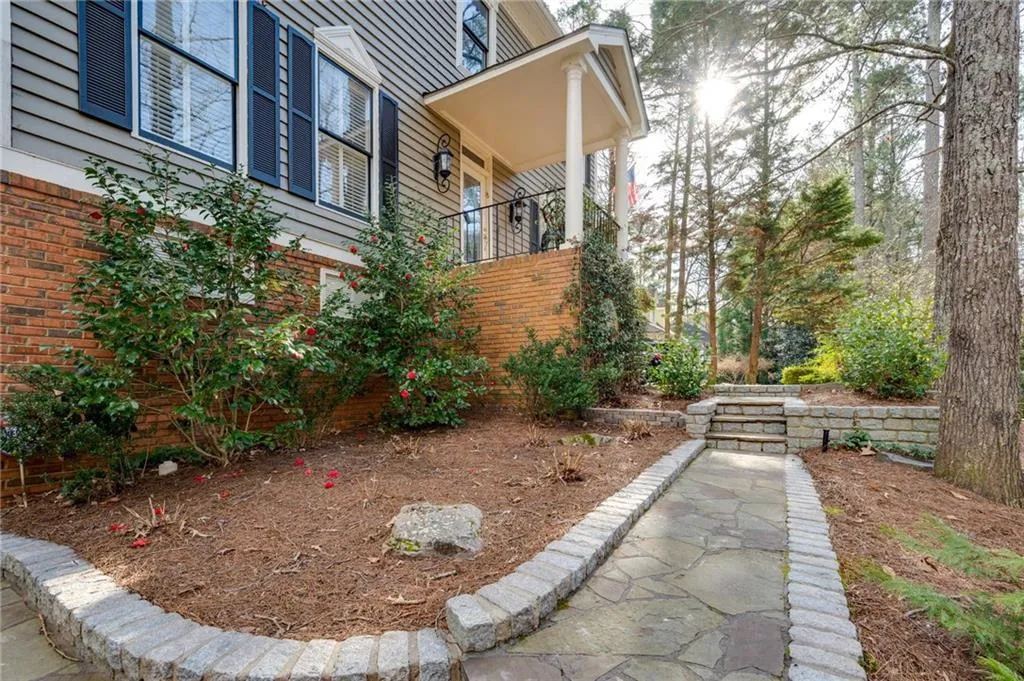 180 Spalding Creek Court, Sandy Springs, Georgia 30350, 5 Bedrooms Bedrooms, ,5 BathroomsBathrooms,Residential,Sold,180 Spalding Creek Court,6988294