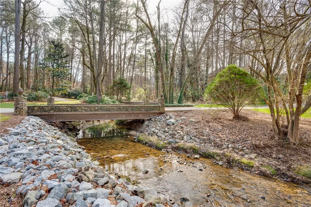 180 Spalding Creek Court, Sandy Springs, Georgia 30350, 5 Bedrooms Bedrooms, ,5 BathroomsBathrooms,Residential,Sold,180 Spalding Creek Court,6988294