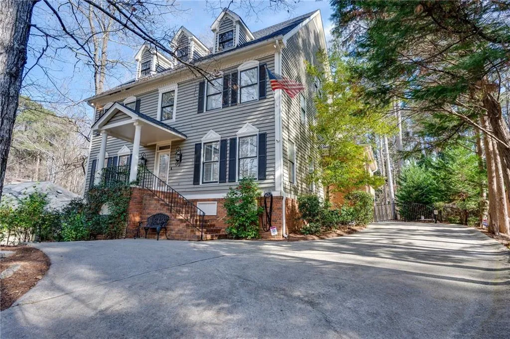 180 Spalding Creek Court, Sandy Springs, Georgia 30350, 5 Bedrooms Bedrooms, ,5 BathroomsBathrooms,Residential,Sold,180 Spalding Creek Court,6988294