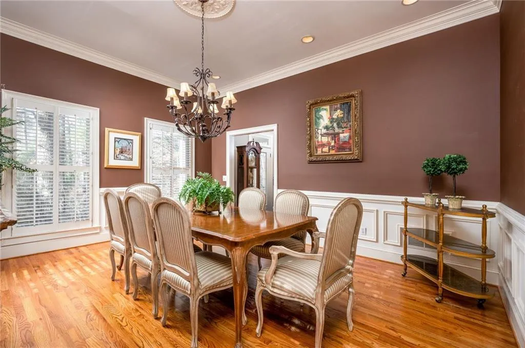 180 Spalding Creek Court, Sandy Springs, Georgia 30350, 5 Bedrooms Bedrooms, ,5 BathroomsBathrooms,Residential,Sold,180 Spalding Creek Court,6988294