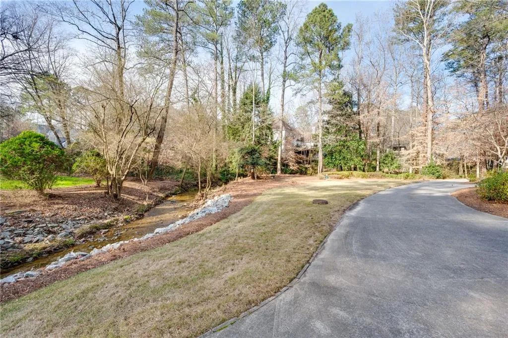 180 Spalding Creek Court, Sandy Springs, Georgia 30350, 5 Bedrooms Bedrooms, ,5 BathroomsBathrooms,Residential,Sold,180 Spalding Creek Court,6988294