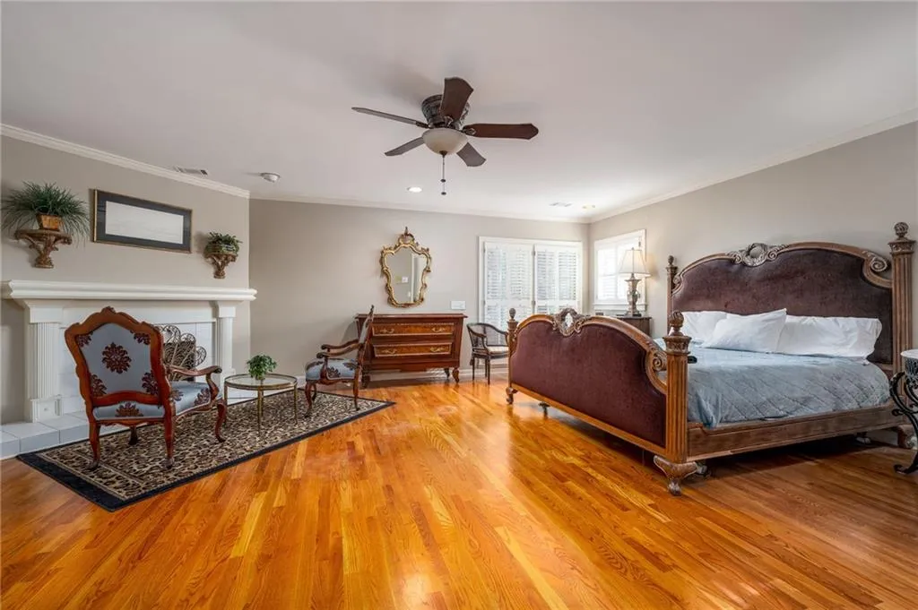 180 Spalding Creek Court, Sandy Springs, Georgia 30350, 5 Bedrooms Bedrooms, ,5 BathroomsBathrooms,Residential,Sold,180 Spalding Creek Court,6988294