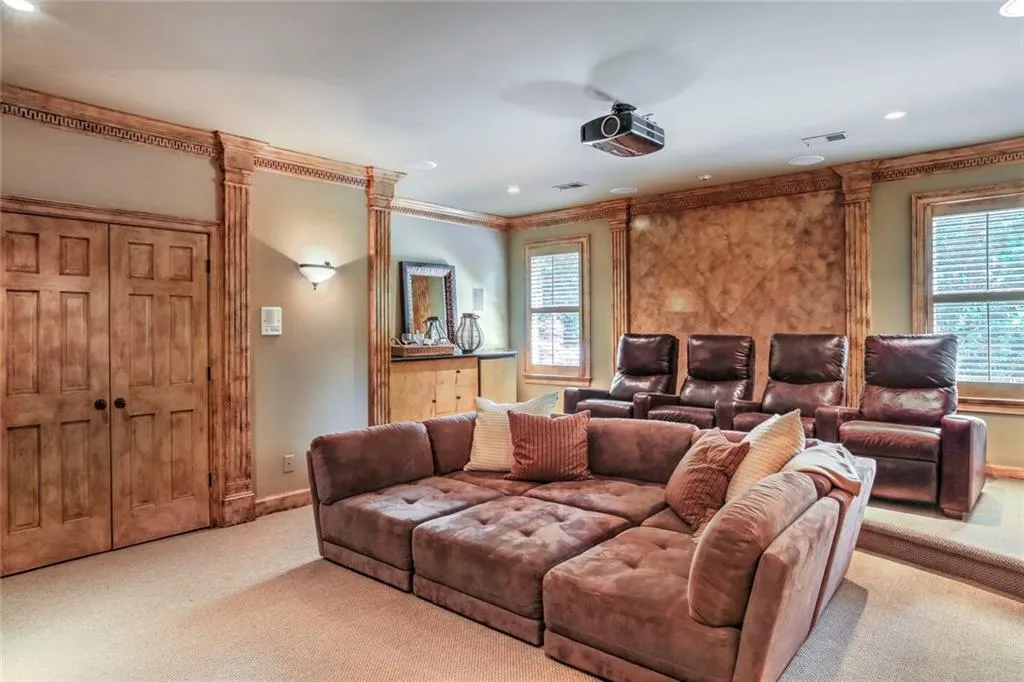 4781 Northside Drive Nw, Atlanta, Georgia 30327, 5 Bedrooms Bedrooms, ,5 BathroomsBathrooms,Residential,Sold,4781 Northside Drive Nw,6002661