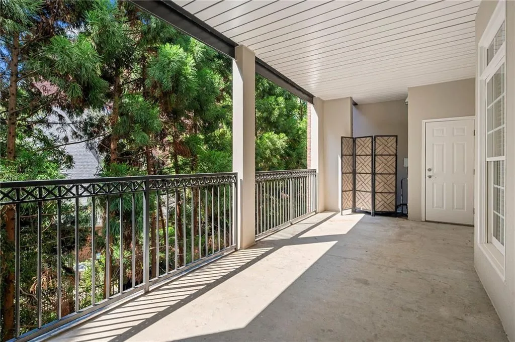 50 Biscayne Drive Nw Unit 2109, Atlanta, Georgia 30309, 2 Bedrooms Bedrooms, ,2 BathroomsBathrooms,Residential,For Sale,50 Biscayne Drive Nw Unit 2109,7644395