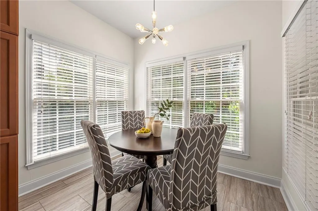 50 Biscayne Drive Nw Unit 2109, Atlanta, Georgia 30309, 2 Bedrooms Bedrooms, ,2 BathroomsBathrooms,Residential,For Sale,50 Biscayne Drive Nw Unit 2109,7644395