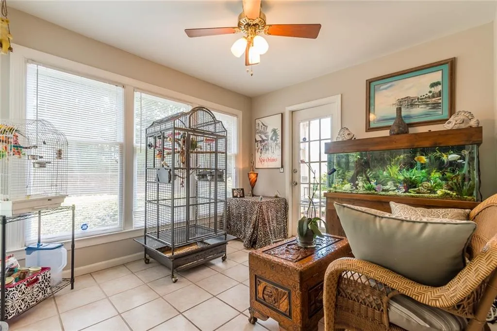 909 Hollyfax Circle, Sandy Springs, Georgia 30328, 2 Bedrooms Bedrooms, ,2 BathroomsBathrooms,Residential,Sold,909 Hollyfax Circle,6561440