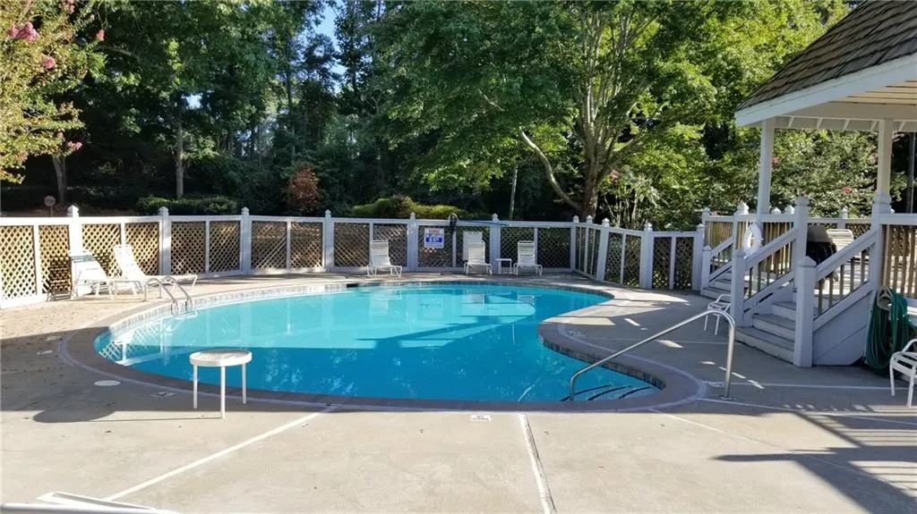 909 Hollyfax Circle, Sandy Springs, Georgia 30328, 2 Bedrooms Bedrooms, ,2 BathroomsBathrooms,Residential,Sold,909 Hollyfax Circle,6561440