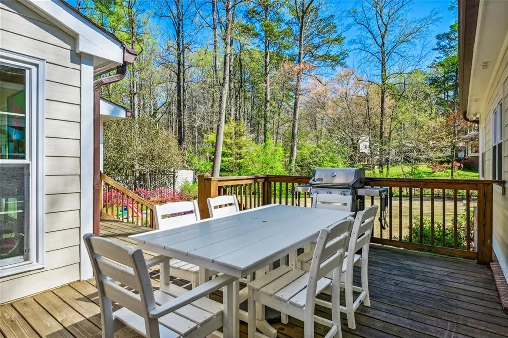 555 Bridgewater Drive, Atlanta, Georgia 30328, 5 Bedrooms Bedrooms, ,3 BathroomsBathrooms,Residential,Sold,555 Bridgewater Drive,7188712 555 Bridgewater Drive, Atlanta, Georgia 30328, 5 Bedrooms Bedrooms, ,3 BathroomsBathrooms,Residential,Sold,555 Bridgewater Drive,7188712