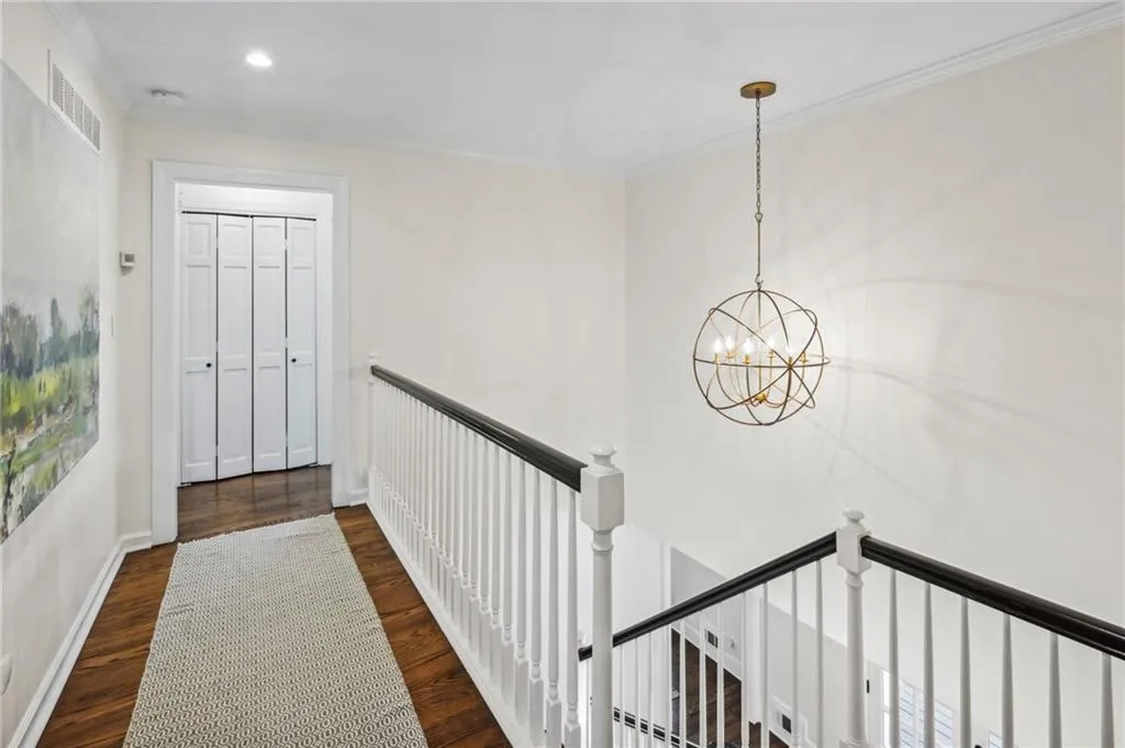 555 Bridgewater Drive, Atlanta, Georgia 30328, 5 Bedrooms Bedrooms, ,3 BathroomsBathrooms,Residential,Sold,555 Bridgewater Drive,7188712 555 Bridgewater Drive, Atlanta, Georgia 30328, 5 Bedrooms Bedrooms, ,3 BathroomsBathrooms,Residential,Sold,555 Bridgewater Drive,7188712