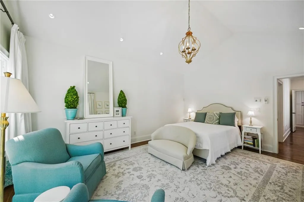 555 Bridgewater Drive, Atlanta, Georgia 30328, 5 Bedrooms Bedrooms, ,3 BathroomsBathrooms,Residential,Sold,555 Bridgewater Drive,7188712 555 Bridgewater Drive, Atlanta, Georgia 30328, 5 Bedrooms Bedrooms, ,3 BathroomsBathrooms,Residential,Sold,555 Bridgewater Drive,7188712