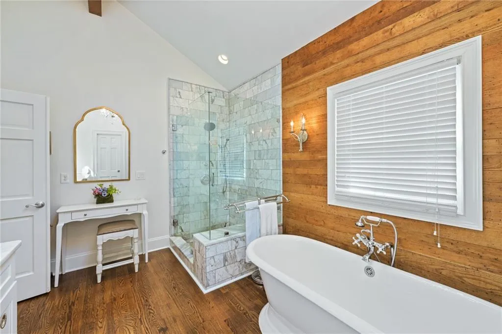 555 Bridgewater Drive, Atlanta, Georgia 30328, 5 Bedrooms Bedrooms, ,3 BathroomsBathrooms,Residential,Sold,555 Bridgewater Drive,7188712 555 Bridgewater Drive, Atlanta, Georgia 30328, 5 Bedrooms Bedrooms, ,3 BathroomsBathrooms,Residential,Sold,555 Bridgewater Drive,7188712