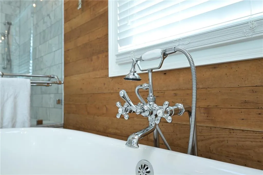 555 Bridgewater Drive, Atlanta, Georgia 30328, 5 Bedrooms Bedrooms, ,3 BathroomsBathrooms,Residential,Sold,555 Bridgewater Drive,7188712 555 Bridgewater Drive, Atlanta, Georgia 30328, 5 Bedrooms Bedrooms, ,3 BathroomsBathrooms,Residential,Sold,555 Bridgewater Drive,7188712