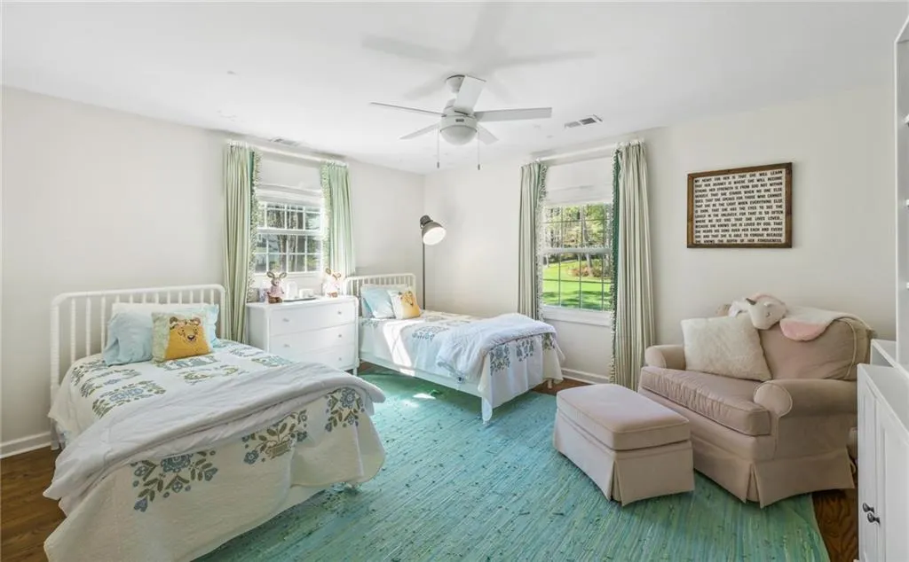 555 Bridgewater Drive, Atlanta, Georgia 30328, 5 Bedrooms Bedrooms, ,3 BathroomsBathrooms,Residential,Sold,555 Bridgewater Drive,7188712 555 Bridgewater Drive, Atlanta, Georgia 30328, 5 Bedrooms Bedrooms, ,3 BathroomsBathrooms,Residential,Sold,555 Bridgewater Drive,7188712