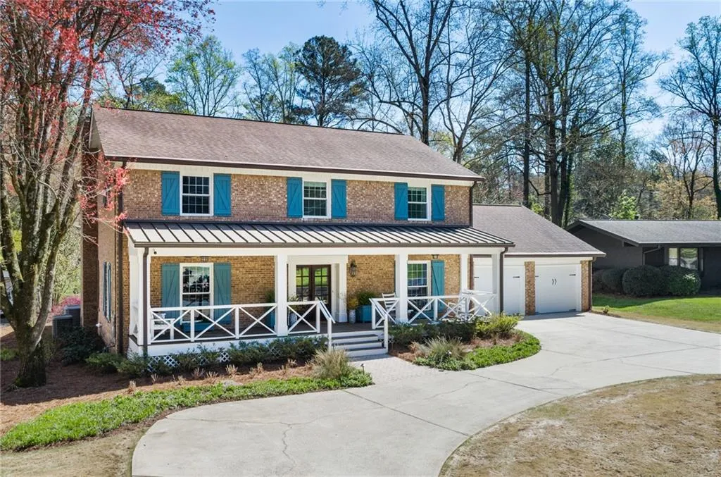 555 Bridgewater Drive, Atlanta, Georgia 30328, 5 Bedrooms Bedrooms, ,3 BathroomsBathrooms,Residential,Sold,555 Bridgewater Drive,7188712 555 Bridgewater Drive, Atlanta, Georgia 30328, 5 Bedrooms Bedrooms, ,3 BathroomsBathrooms,Residential,Sold,555 Bridgewater Drive,7188712