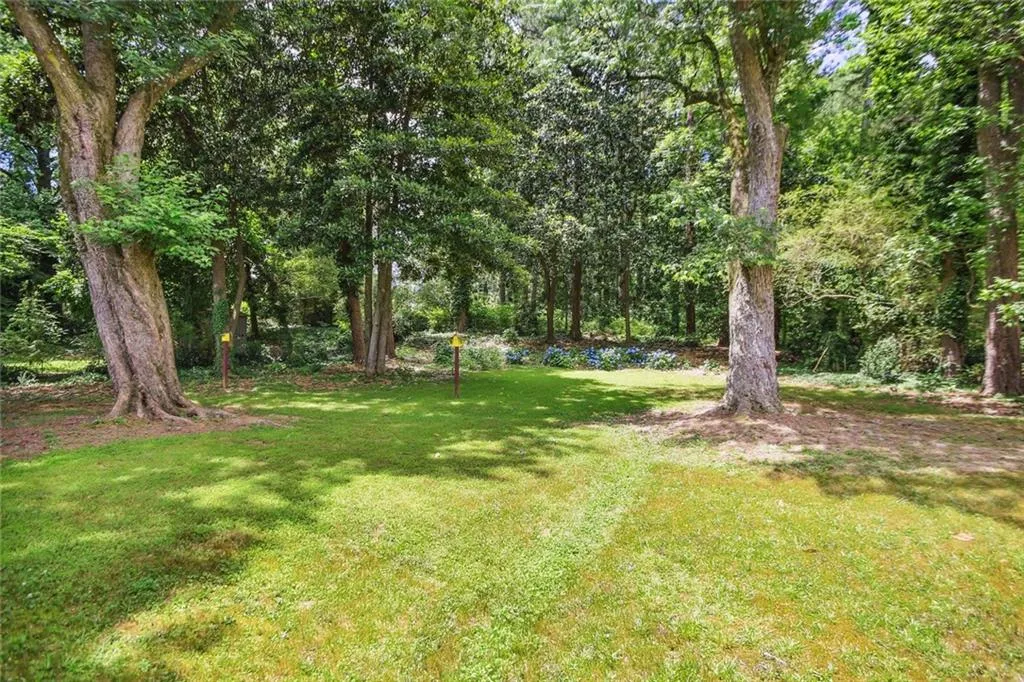174 Johnson Ferry Road Nw, Atlanta, Georgia 30328, 3 Bedrooms Bedrooms, ,2 BathroomsBathrooms,Residential,Sold,174 Johnson Ferry Road Nw,7066072