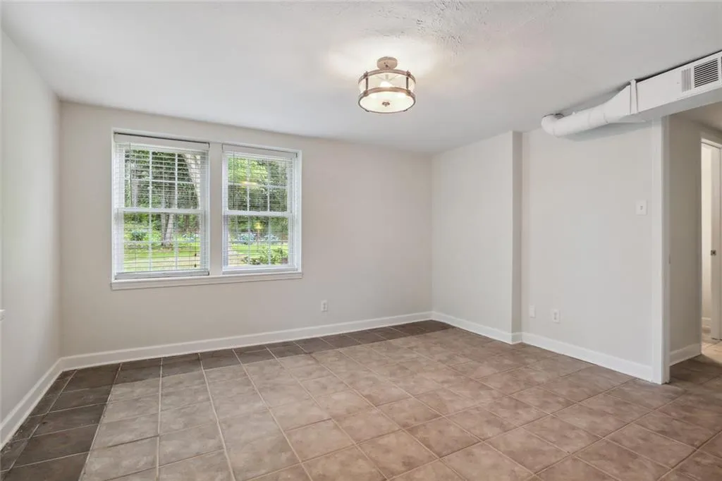 174 Johnson Ferry Road Nw, Atlanta, Georgia 30328, 3 Bedrooms Bedrooms, ,2 BathroomsBathrooms,Residential,Sold,174 Johnson Ferry Road Nw,7066072