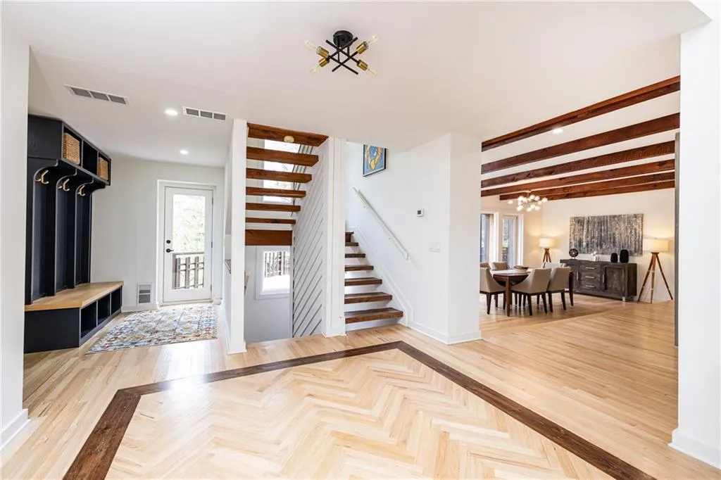 1165 Regency Road Nw, Atlanta, Georgia 30327, 4 Bedrooms Bedrooms, 0 ,4 BathroomsBathrooms,Residential,For Sale,1165 Regency Road Nw,7746626
