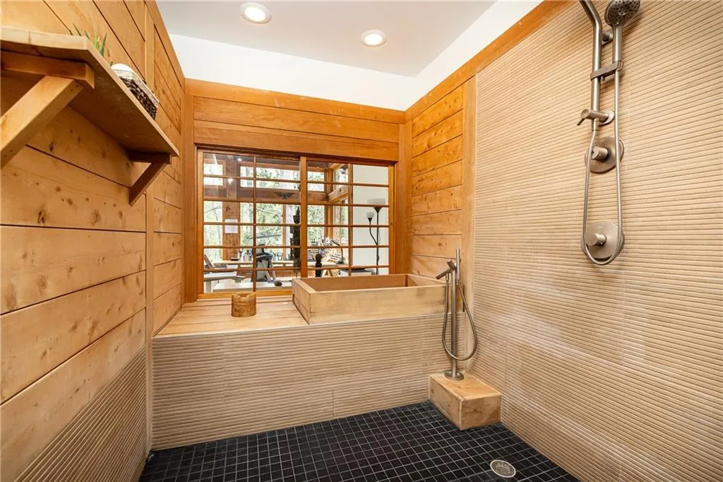 1165 Regency Road Nw, Atlanta, Georgia 30327, 4 Bedrooms Bedrooms, 0 ,4 BathroomsBathrooms,Residential,For Sale,1165 Regency Road Nw,7746626